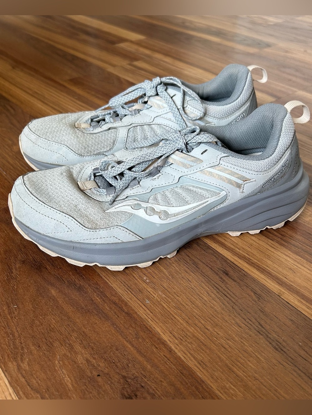 Saucony Excursion Gray Size 11 Women’s Shoes